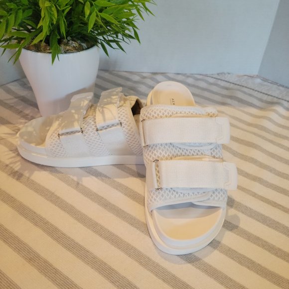 Aerosoles Aware Tara Mesh Sandals - Picture 1 of 13